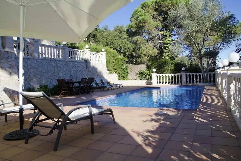 Villa Club Villamar - Colin Lloret de Mar Spain