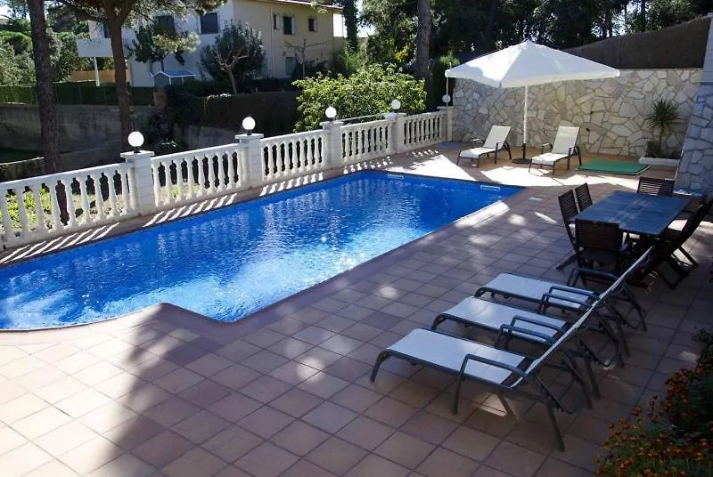 Club Villamar - Colin Lloret de Mar Villa
